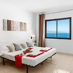 1409 Luxury Paraiso Sea View דירה אדחה